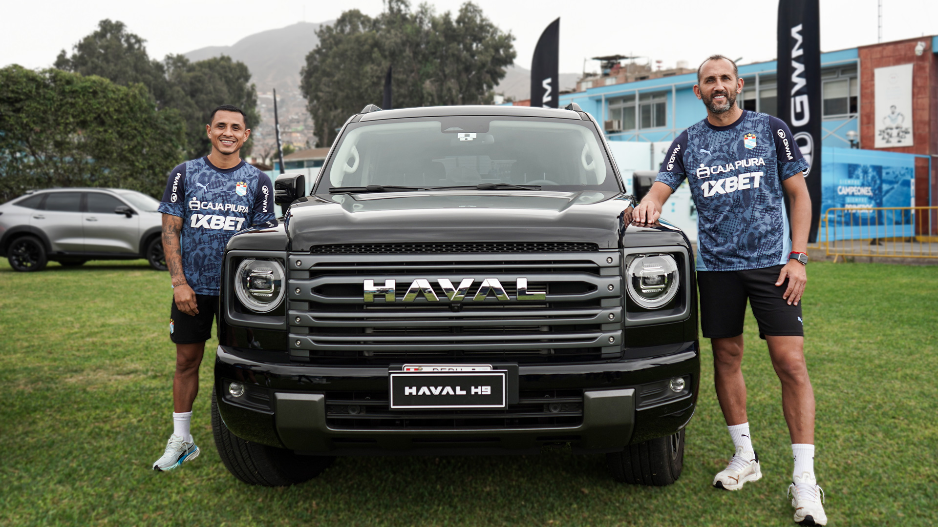 GWM entrega flota de vehículos a Sporting Cristal