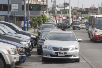 Buscar estacionamiento en Lima quita siete días al año