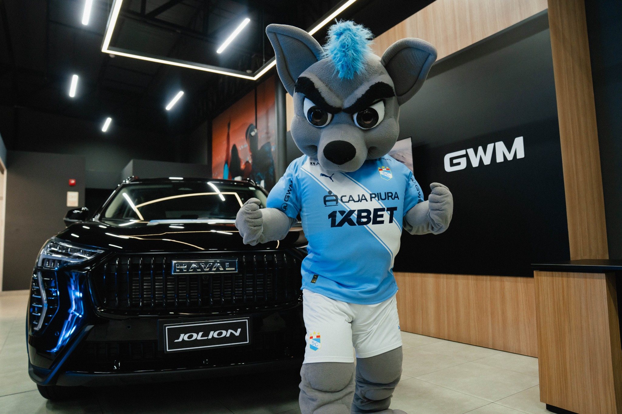 GWM inaugura tienda en Surco con activación de patrocinio